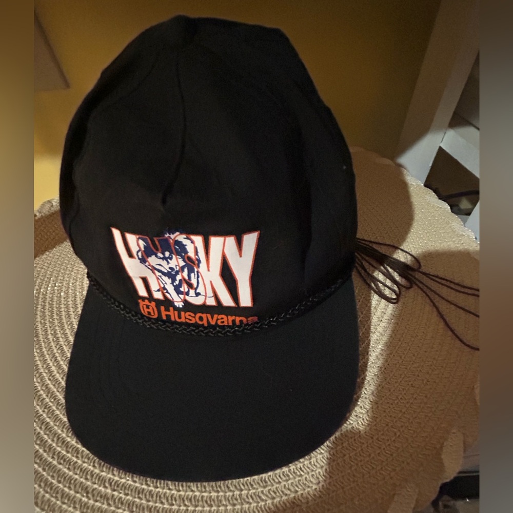 Husqvarna Black Husky Logo Cap - Men's Hat - Picture 2 of 3